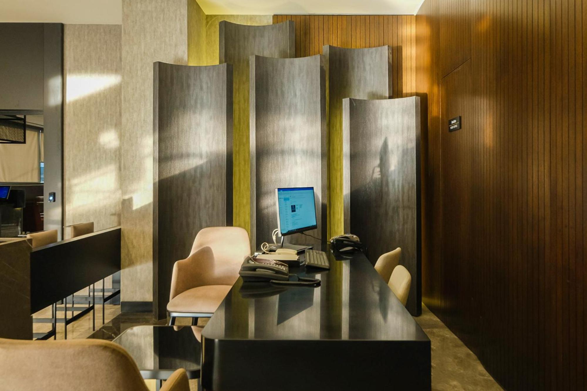 The Kailyn Hotels&Suites Atasehir Стамбул Экстерьер фото